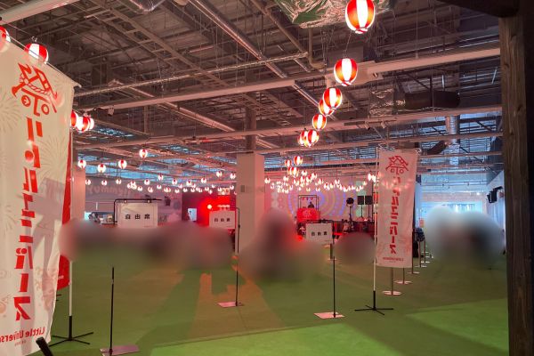 リトルユニバース沖縄のお祭り広場